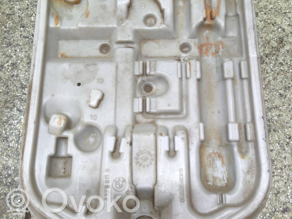 BMW 3 E30 Tool box 