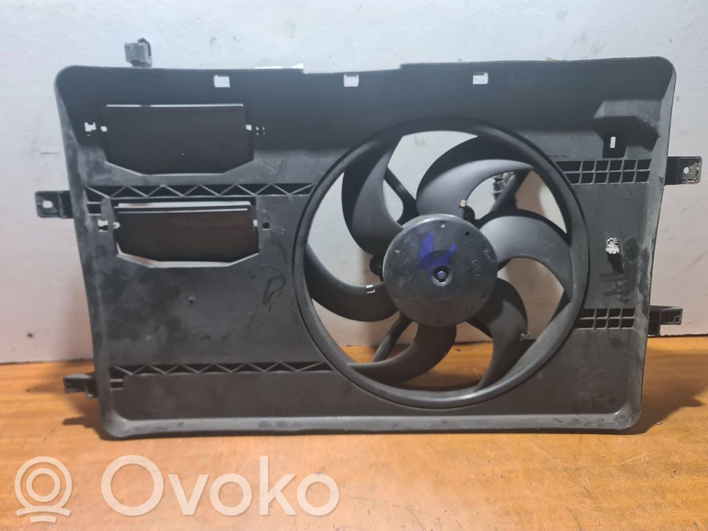 Mitsubishi Colt Elektryczny wentylator chłodnicy 