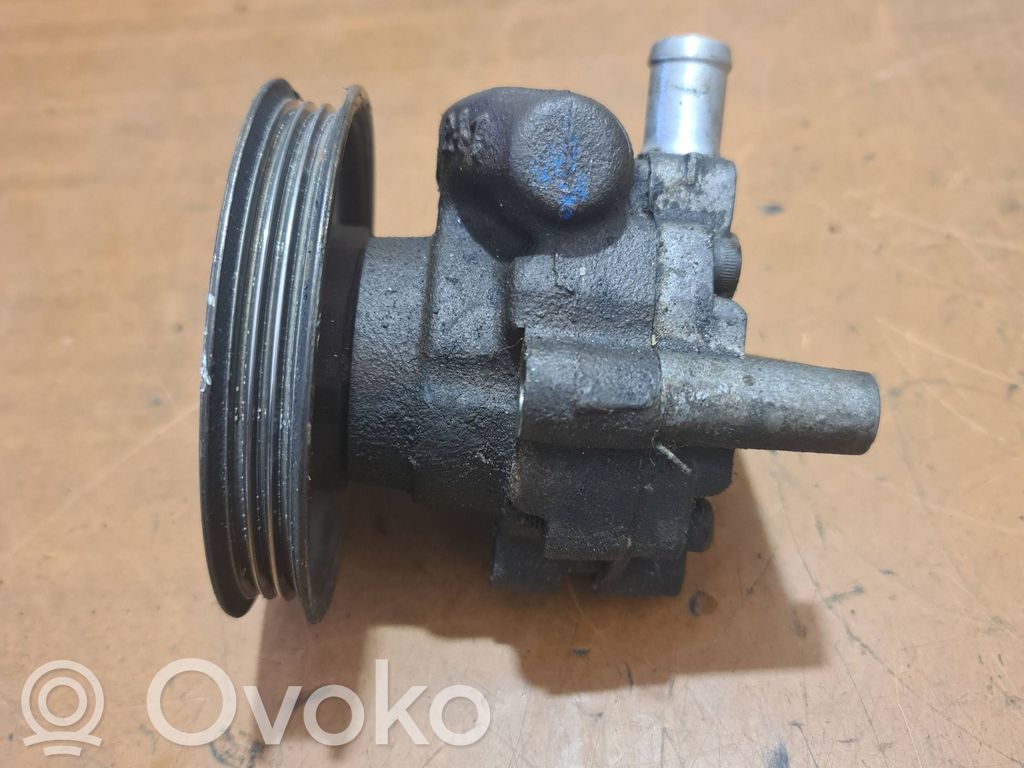Land Rover Freelander Ohjaustehostimen pumppu 