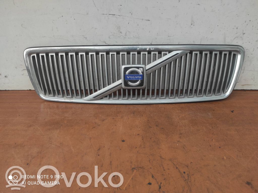 Volvo V70 Etusäleikkö 