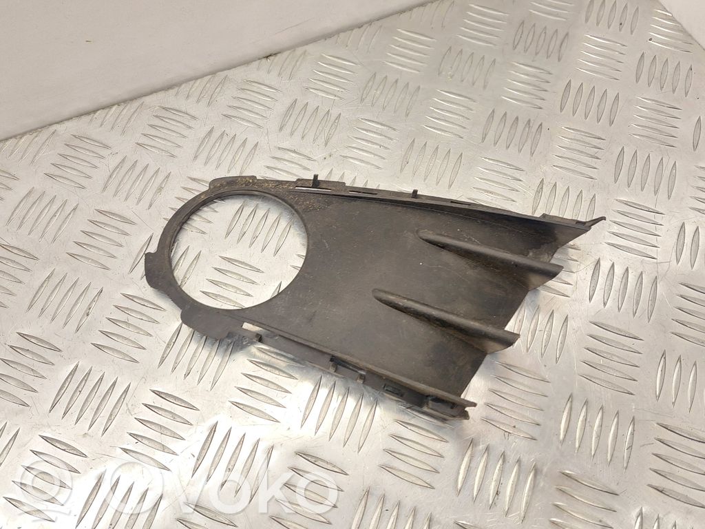 Renault Modus Etusumuvalon ritilä 