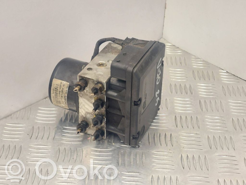 Volvo V70 ABS Pump 