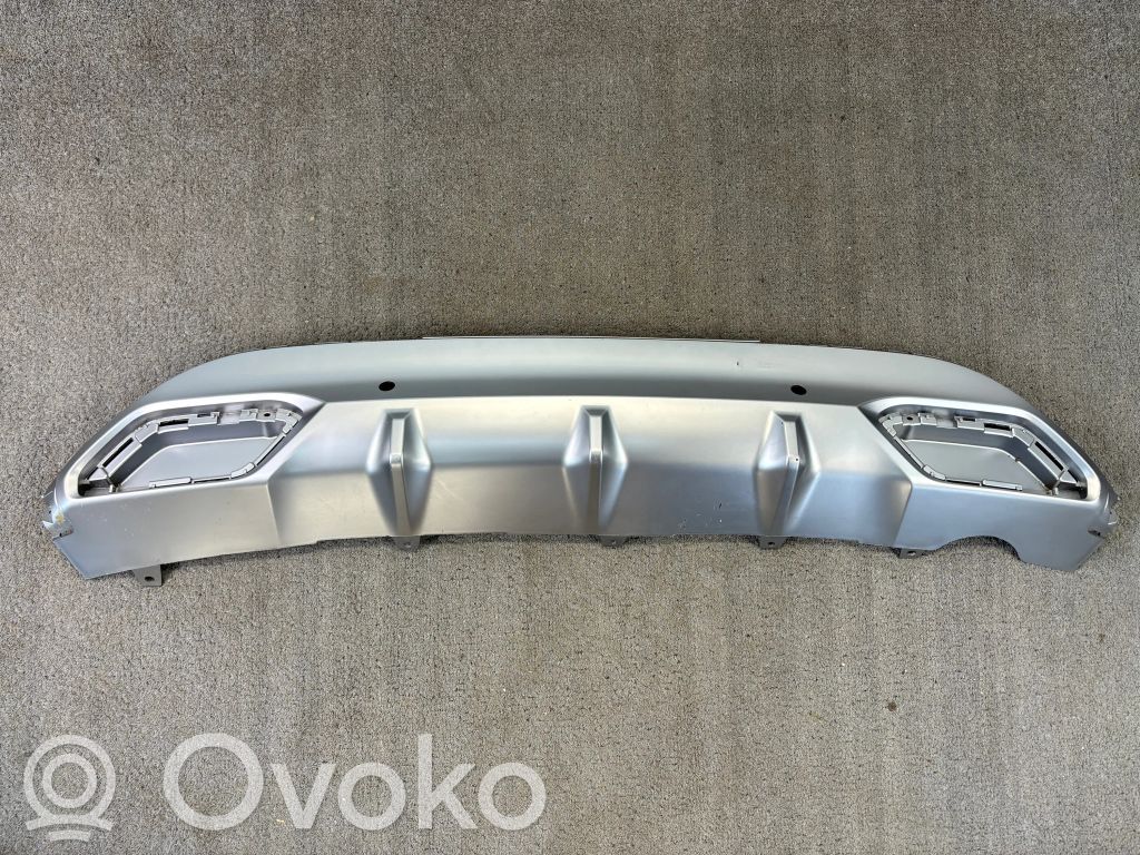 KIA Stonic Moldura embellecedora de la barra del amortiguador trasero 