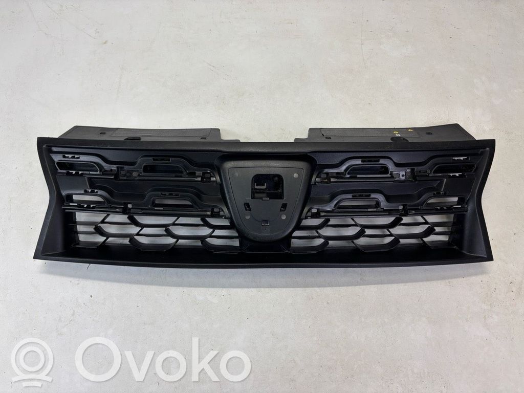 Dacia Duster Etusäleikkö 