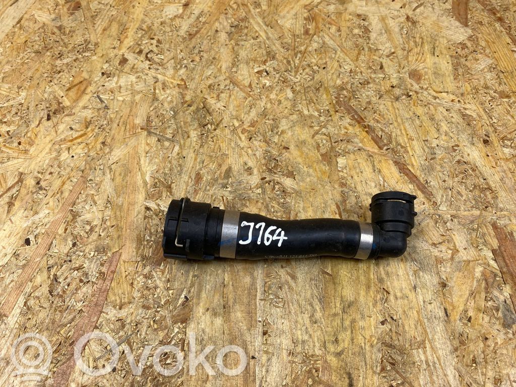 Porsche Taycan 9J1 Engine coolant pipe/hose 