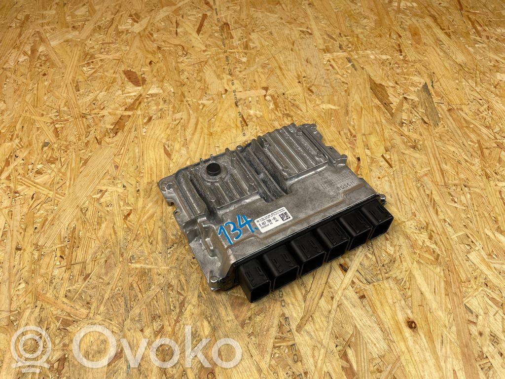 BMW 1 F40 Engine control unit/module ECU 
