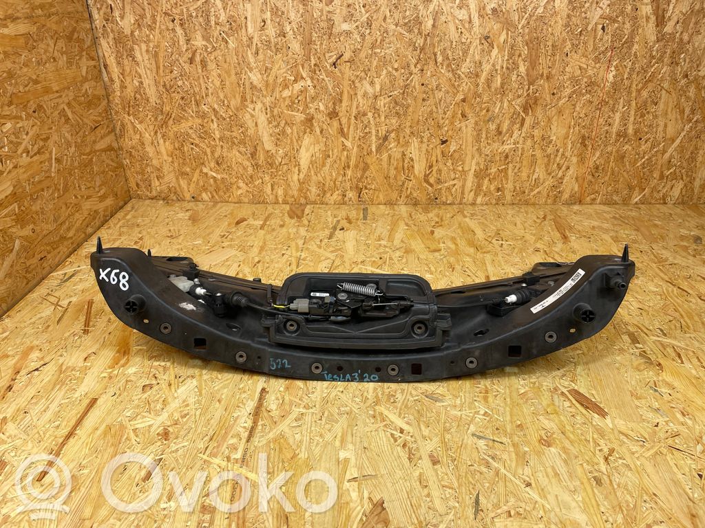 Tesla Model 3 Radiatorių panelė 