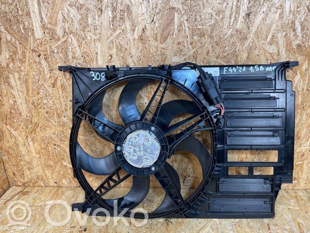 BMW 2 F45 Elektrinis radiatorių ventiliatorius 
