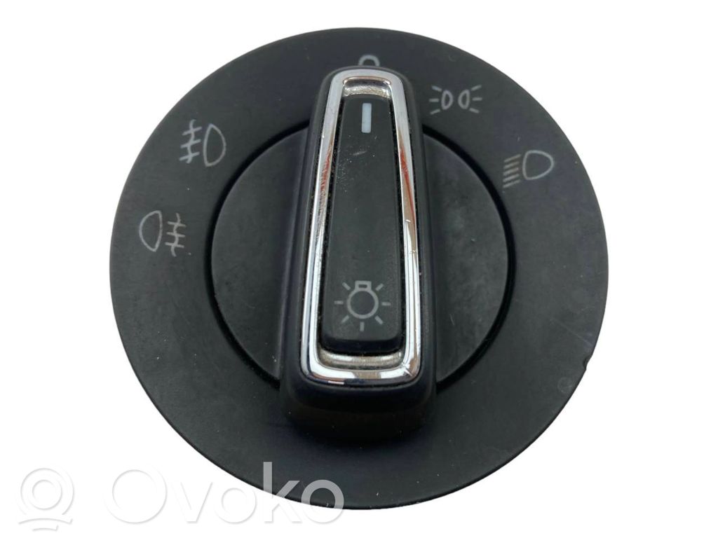 Skoda Rapid (NH) Light switch 