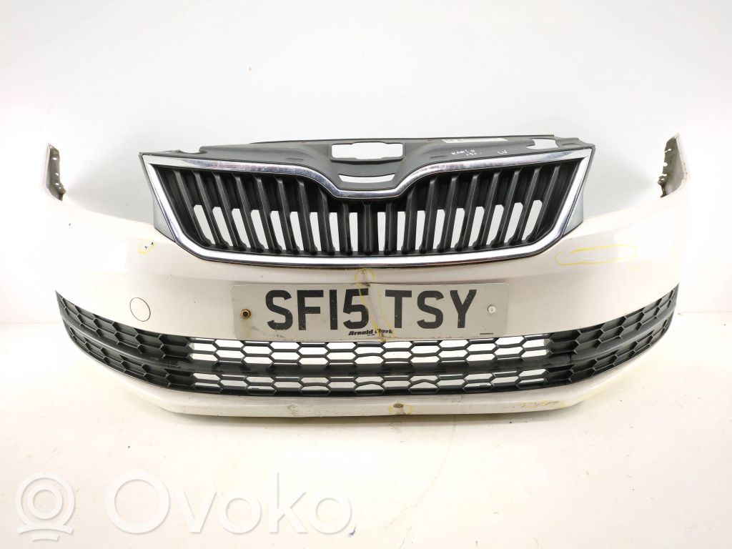 Skoda Rapid (NH) Parachoques delantero 