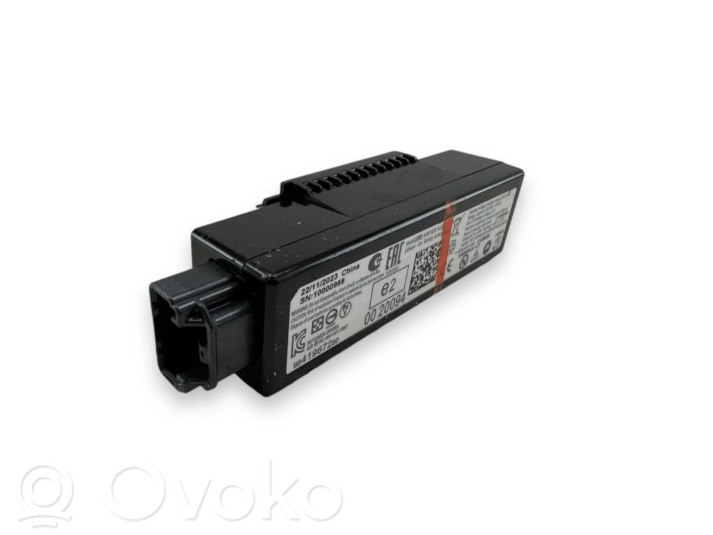 Peugeot 2008 II Hybrid / electric car battery 