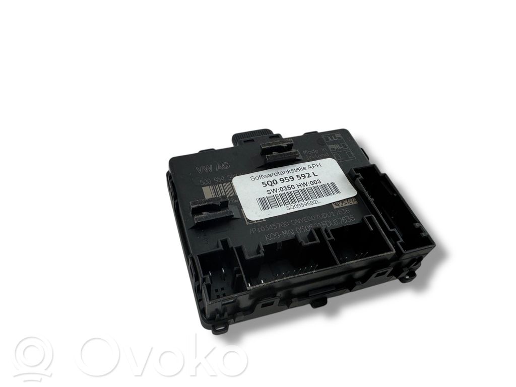 Audi TT TTS RS Mk3 8S Door control unit/module 