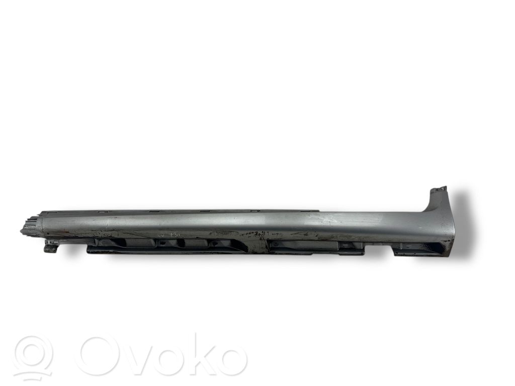 Volvo C30 Slenkstis 