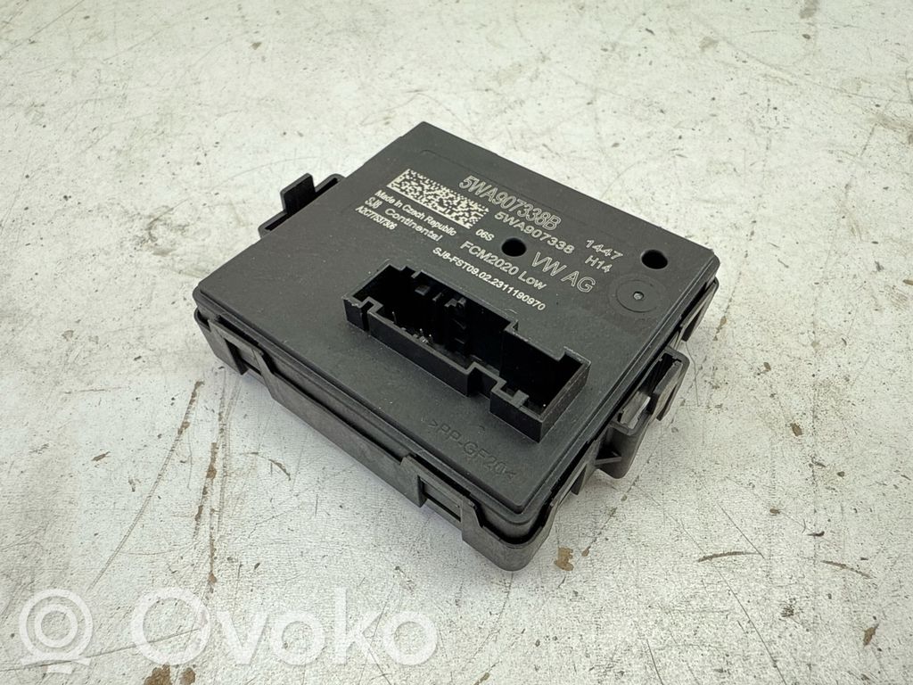 Volkswagen Golf VIII Light module LCM 