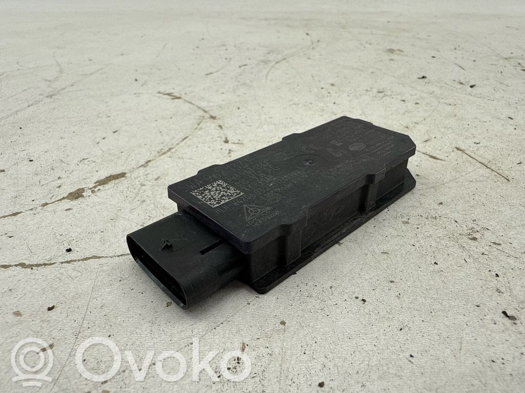 Volkswagen Golf VIII Antenne système sans clé 