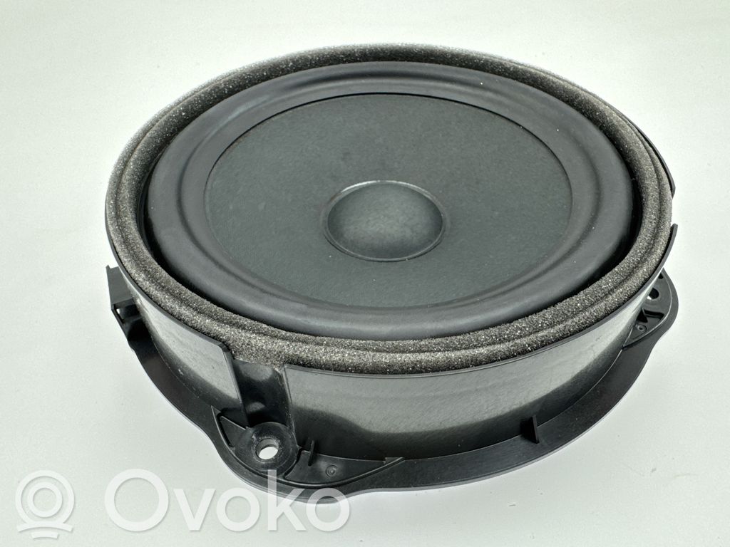 Audi A3 8Y Altavoz de la puerta delantera 