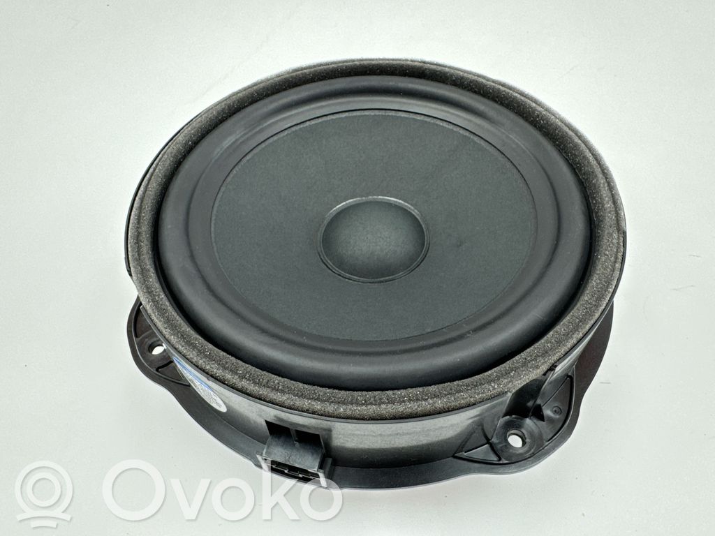 Audi A3 8Y Altavoz de la puerta delantera 