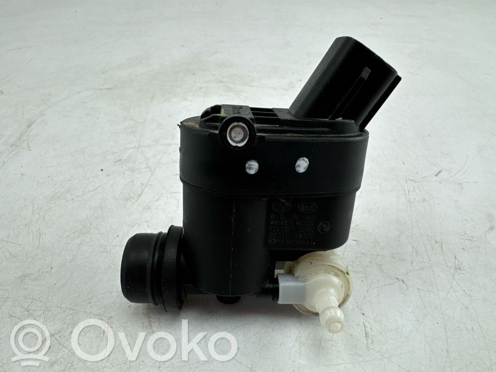 Hyundai Tucson IV NX4 Windscreen/windshield washer pump 