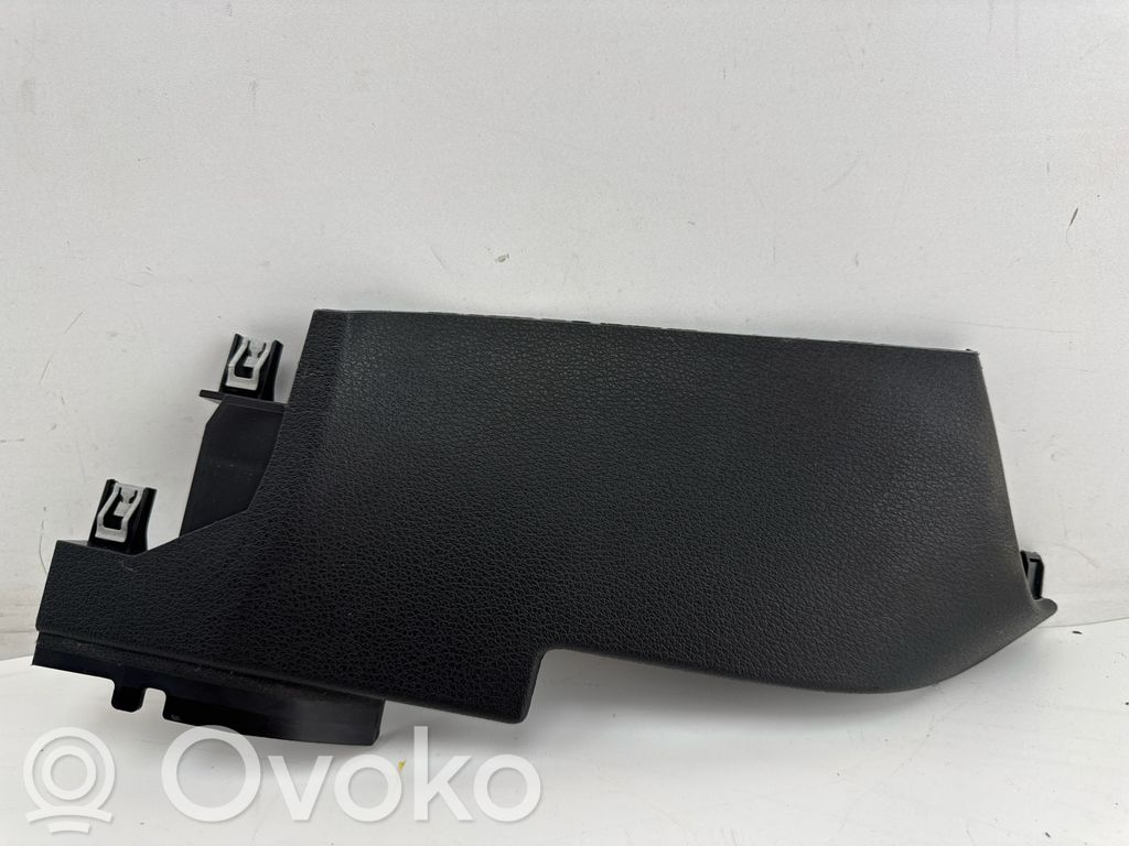 Audi A3 S3 8V Pilar (D) (superior) 