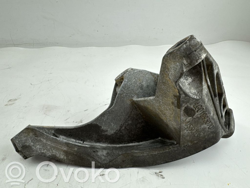 Engine mounting bracket   4G0199307Q