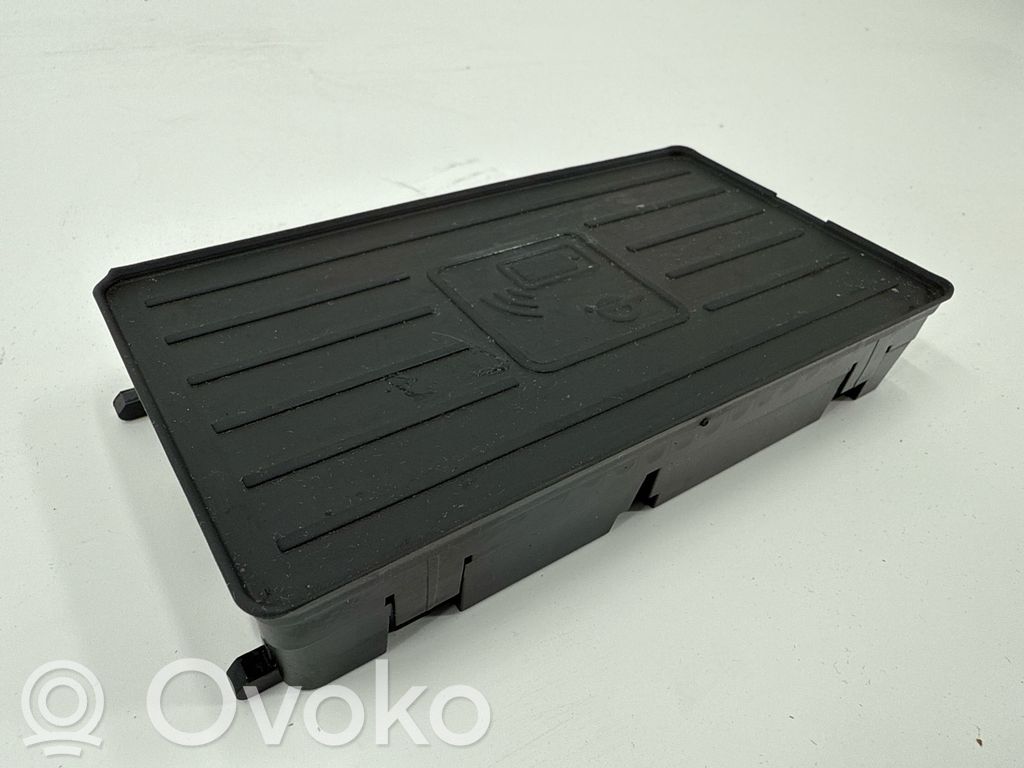 Audi A3 S3 8V Wireless charging module 