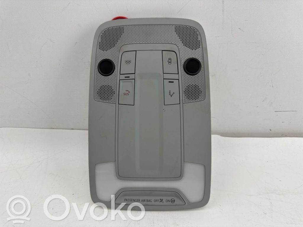 Audi Q2 - Front seat light 