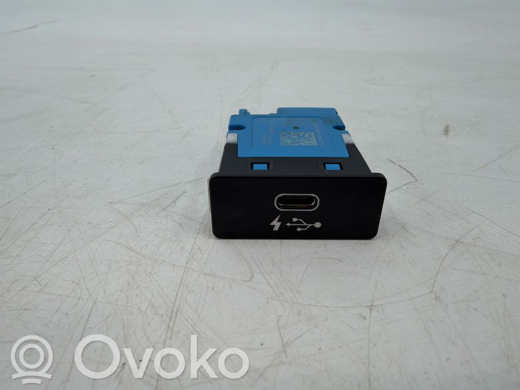 Enchufe conector USB   529701