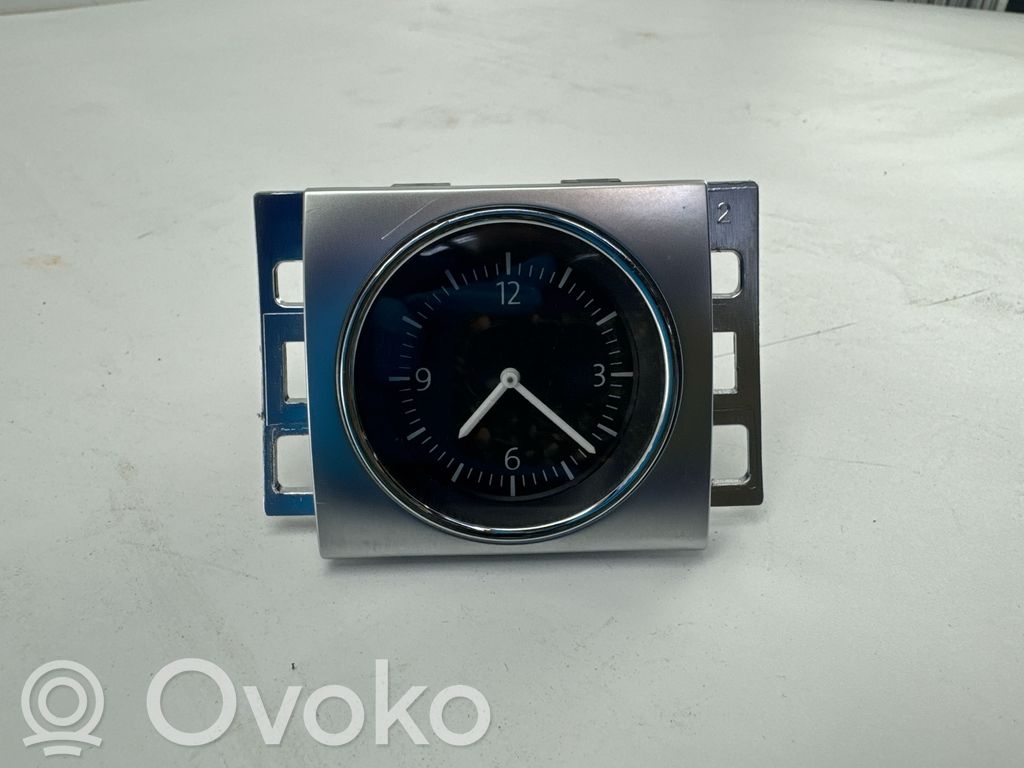 Volkswagen PASSAT B7 Reloj 