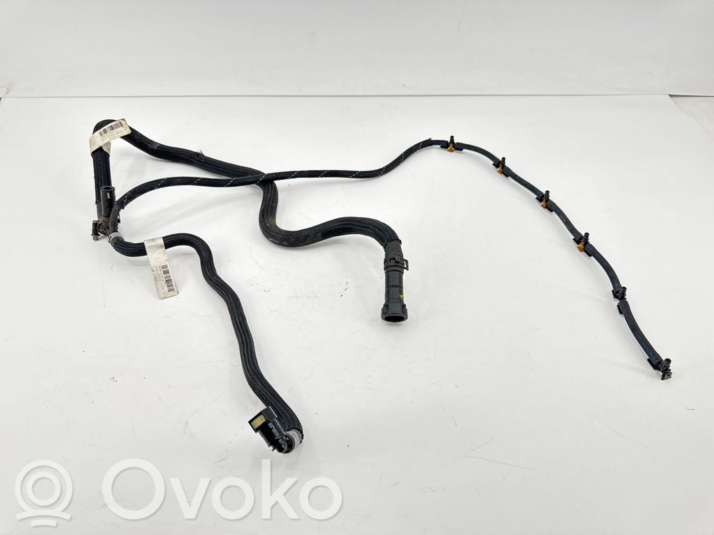 BMW 5 F10 F11 Przewód paliwowy 