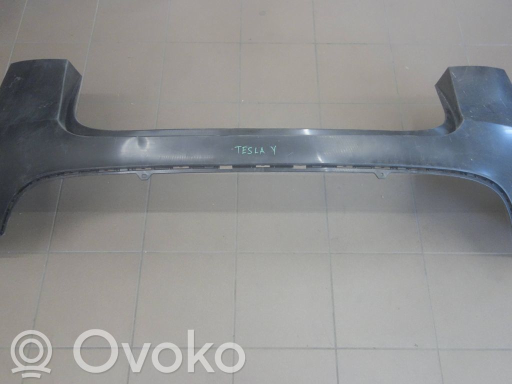 Tesla Model Y Bamperis 