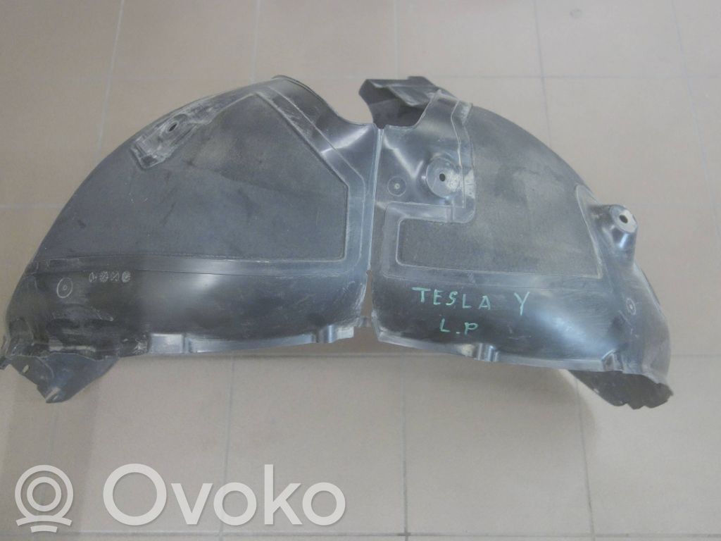 Tesla Model Y Apakšspārns 