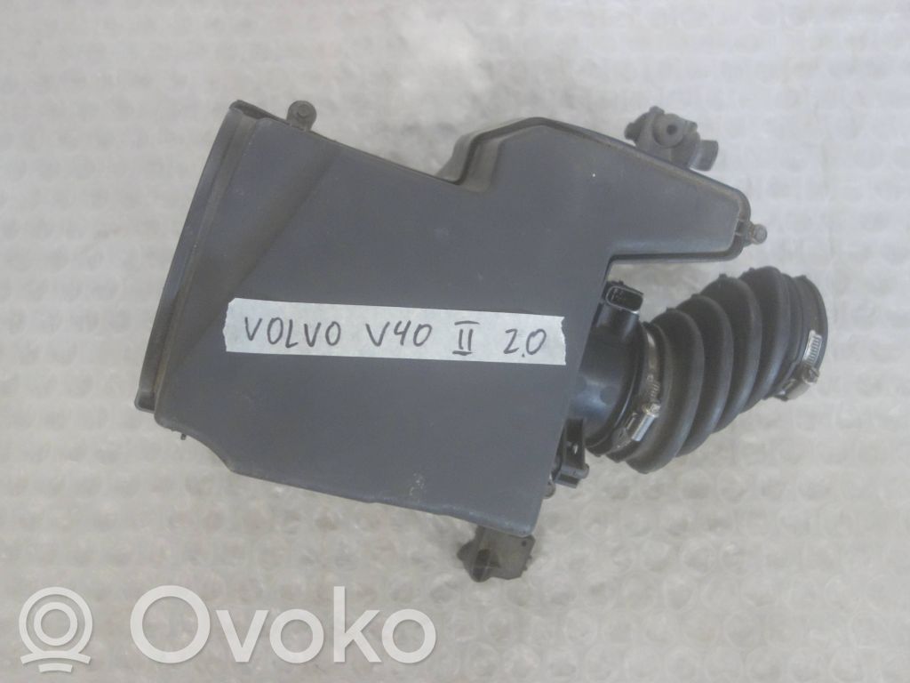 Obudowa filtra powietrza   AV619600BG,70526894,13010014950