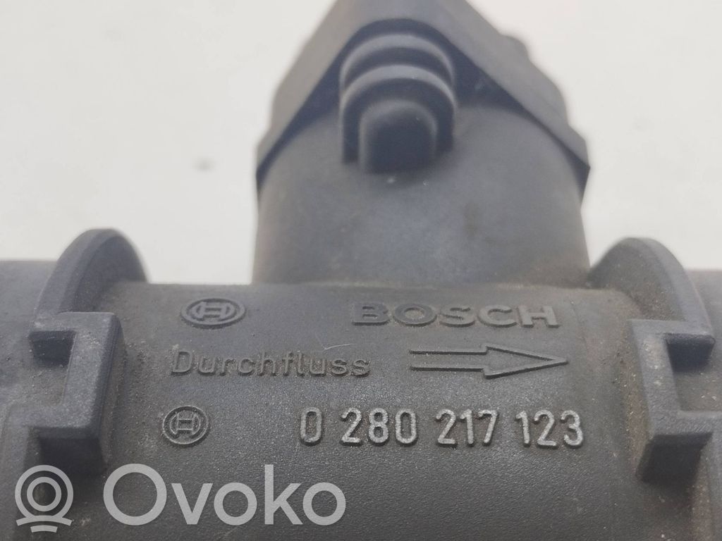 Opel Astra H Mass air flow meter 
