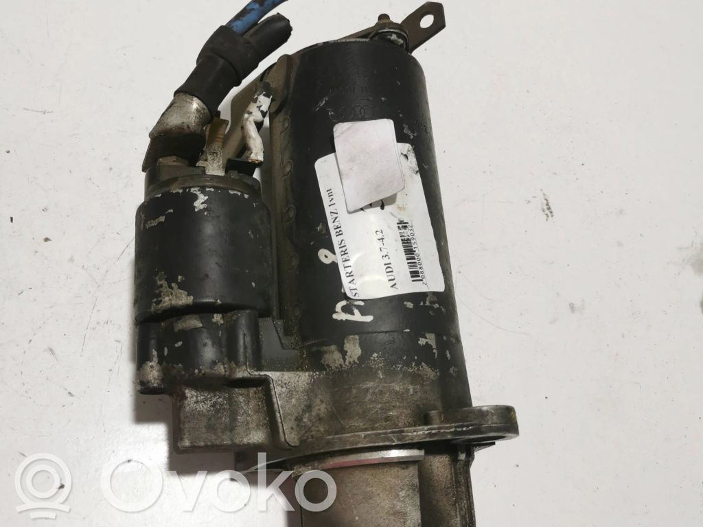 Audi A8 S8 D2 4D Starteris 
