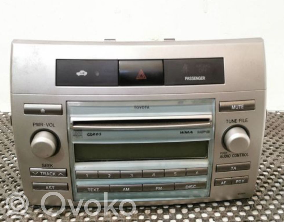 Toyota Corolla Verso AR10 Panel / Radioodtwarzacz CD/DVD/GPS 