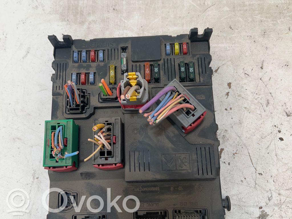 Citroen C4 I Picasso Módulo de fusible 