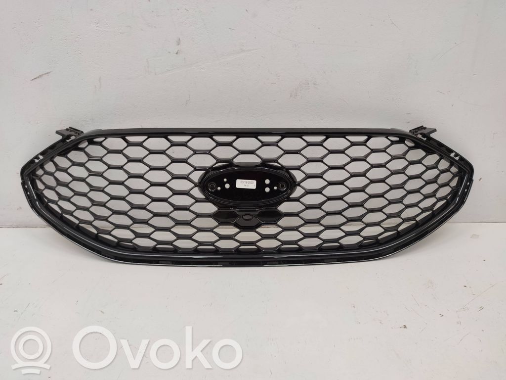 Ford Edge II Augšējais režģis 