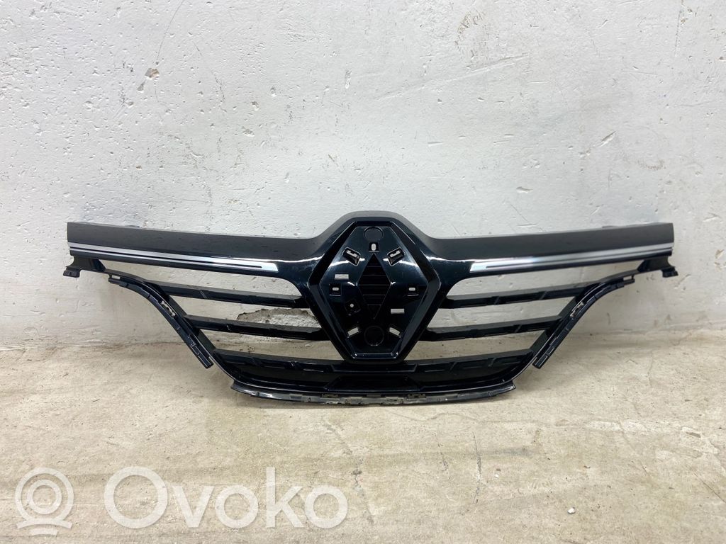 Renault Megane IV Rejilla delantera 