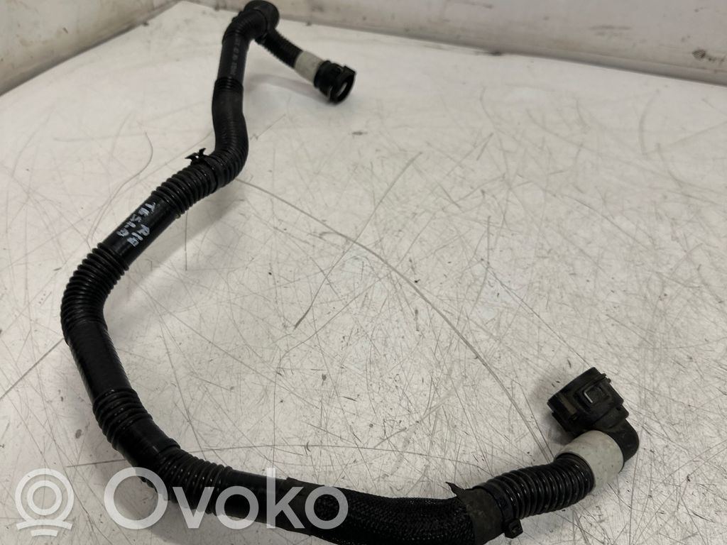 Tesla Model 3 Engine coolant pipe/hose 