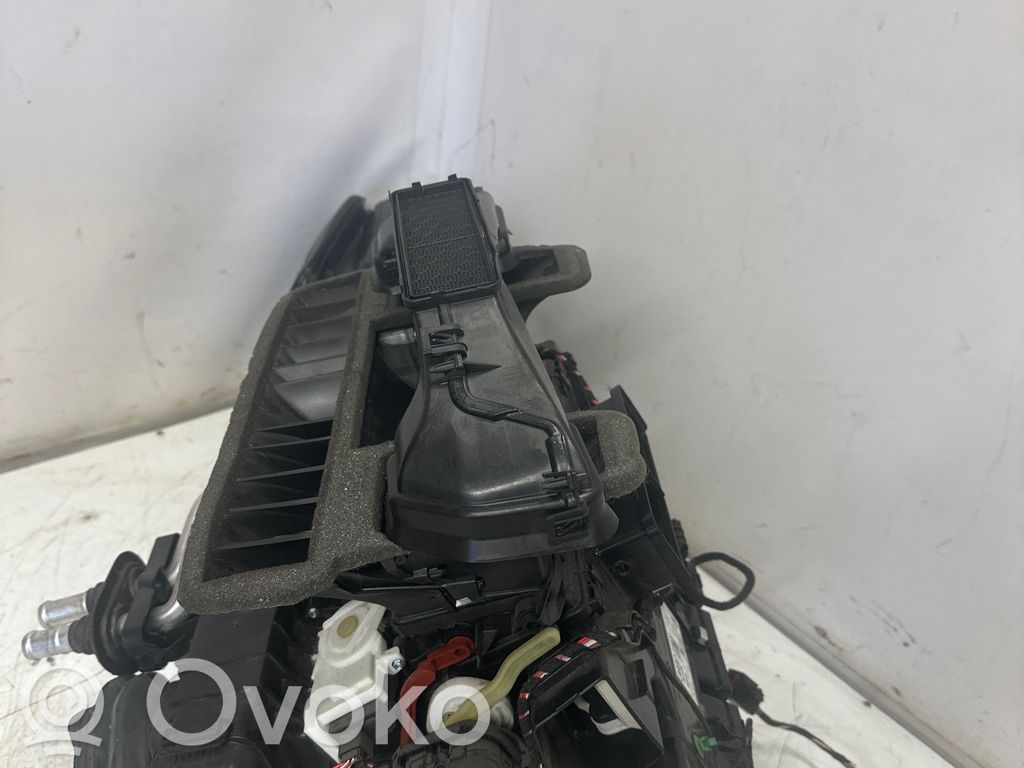 Audi A4 S4 B8 8K Silniczek nagrzewnicy 