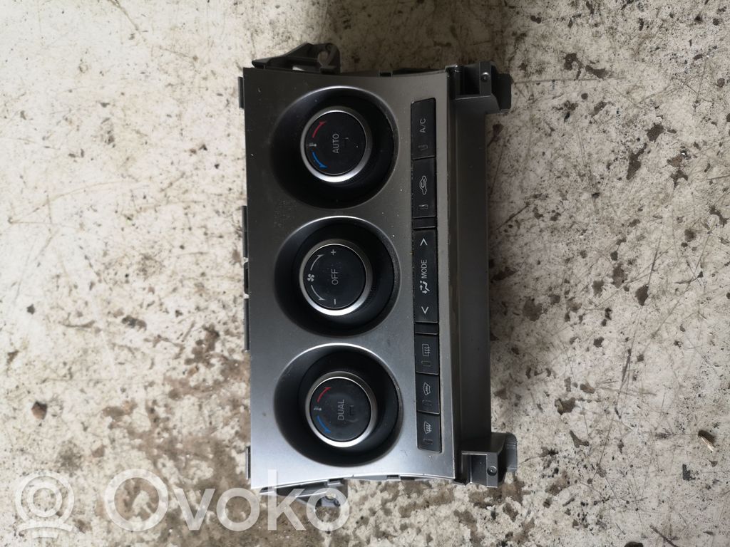 Mazda 3 II Climate control unit 