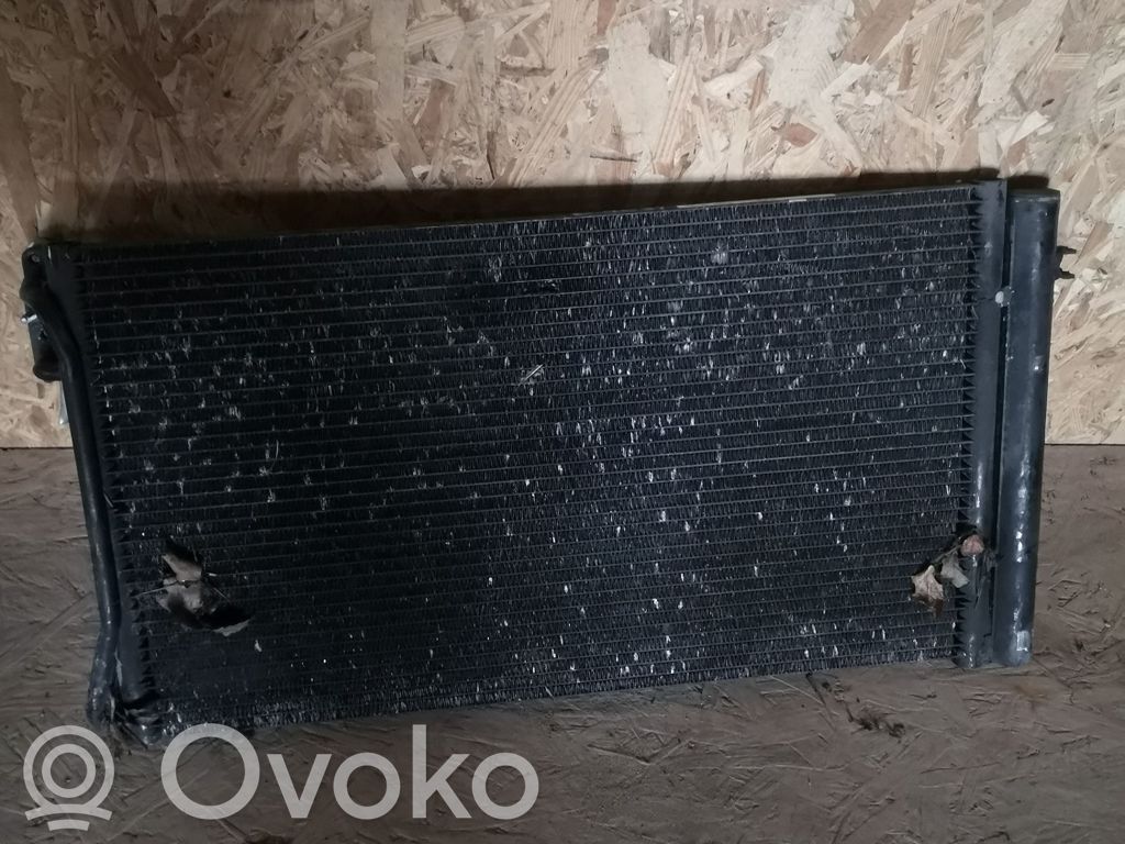 BMW 3 E90 E91 Gaisa kondicioniera dzeses radiators 