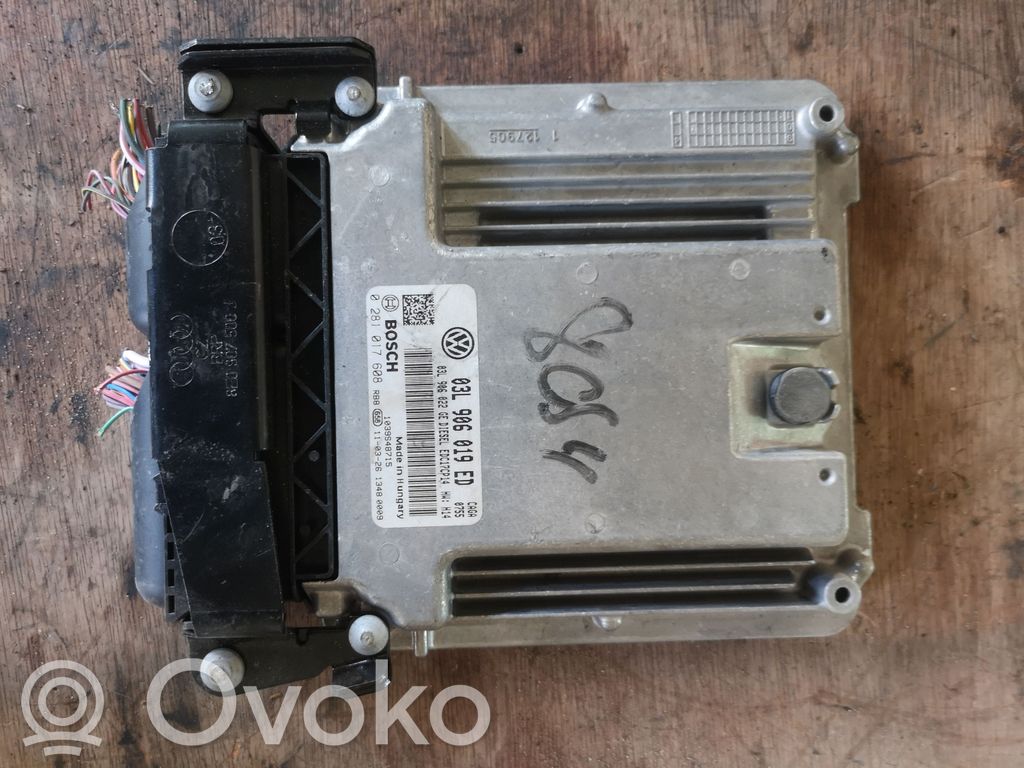 Seat Exeo (3R) Engine control unit/module 