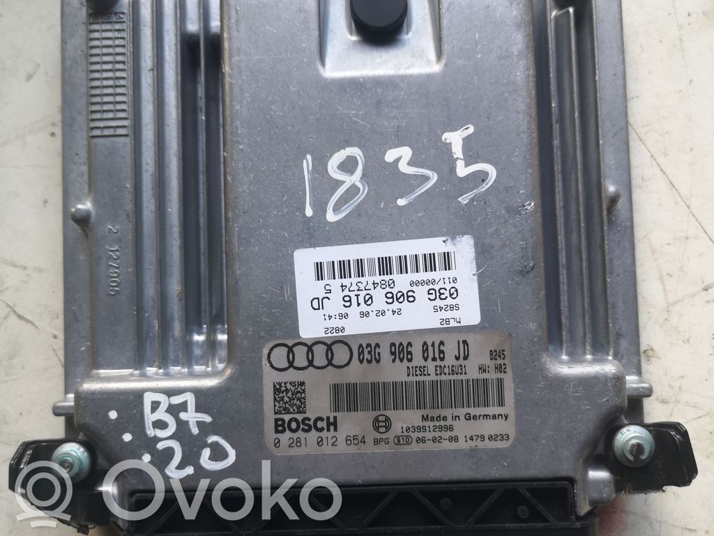 Audi A4 S4 B7 8E 8H Engine control unit/module 
