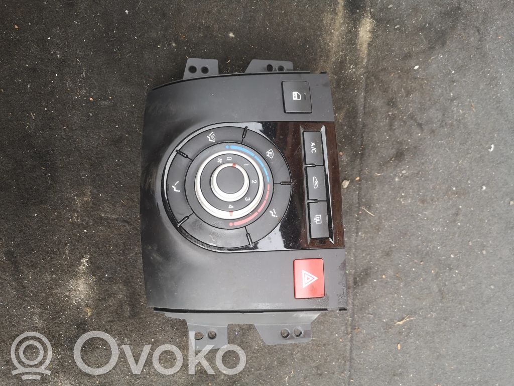 KIA Venga Climate control unit 