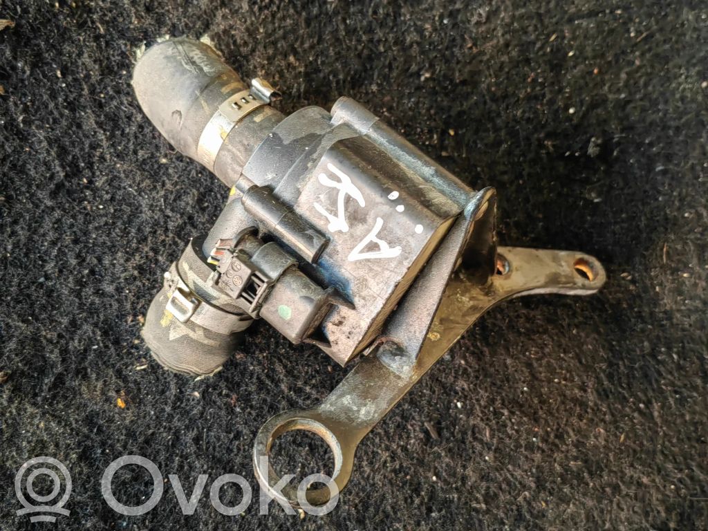 Audi A5 8T 8F Elektriskais cirkulācijas sūknītis 