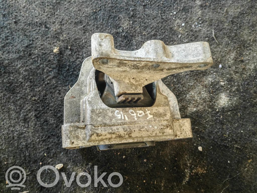 Skoda Fabia Mk3 (NJ) Engine mounting bracket 