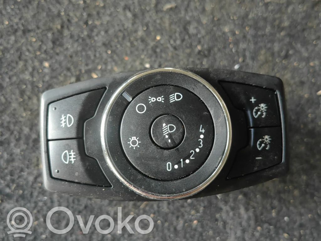 Ford Focus Light switch 