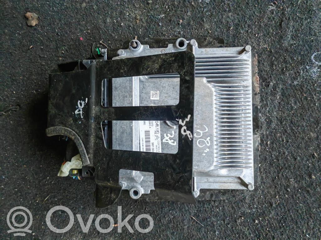 Peugeot 3008 I Engine control unit/module 