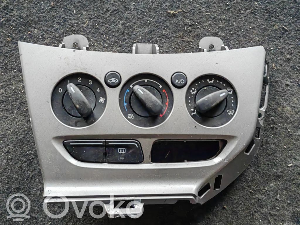 Ford Focus Climate control unit 